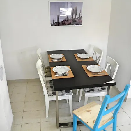 Apartament Daisy *