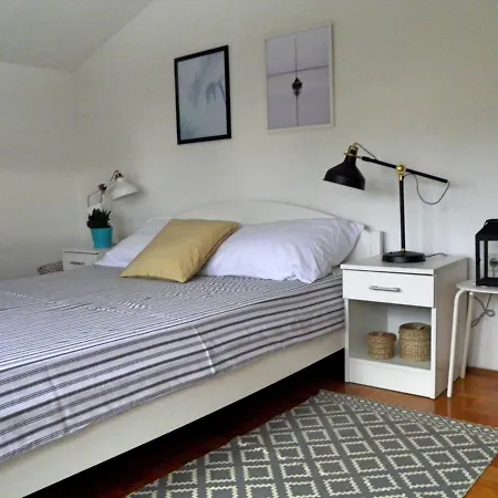 Apartment Daisy Petrcane